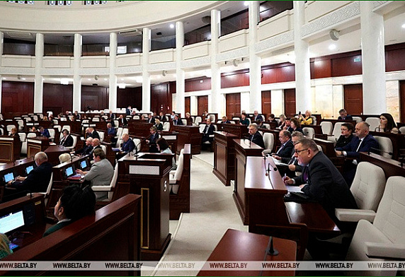 Александр Корбут представил депутатам законопроект «Об обращении с генетическими ресурсами»